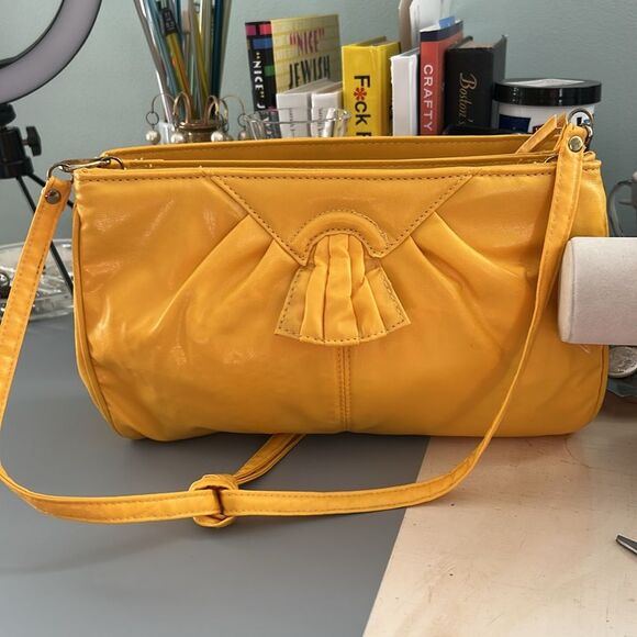 Vintage 80s Yellow Women's Shoulder Bag - Picture 7 of 7